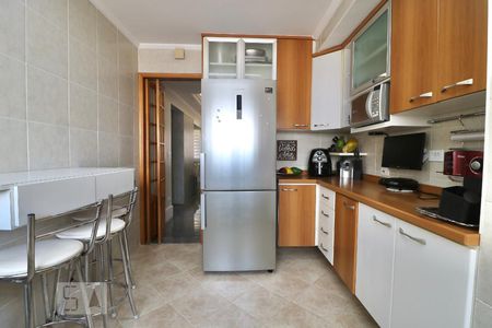 Apartamento à venda com 115m², 3 quartos e 2 vagasCozinha