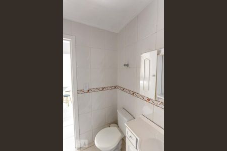 Banheiro de apartamento para alugar com 1 quarto, 43m² em Centro Histórico, Porto Alegre