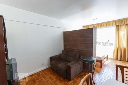 Apartamento para alugar com 43m², 1 quarto e sem vagaSala/Quarto