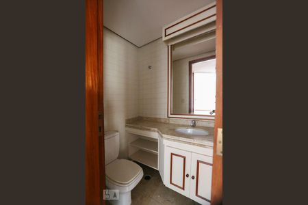 Lavabo de apartamento à venda com 4 quartos, 122m² em Indianópolis, São Paulo