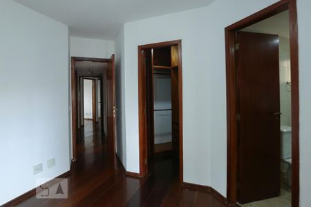 Apartamento à venda com 122m², 4 quartos e 2 vagasSuite