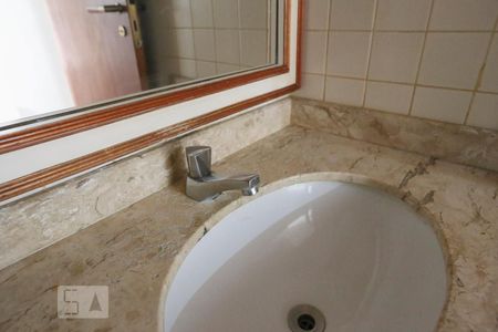 Lavabo de apartamento à venda com 4 quartos, 122m² em Indianópolis, São Paulo