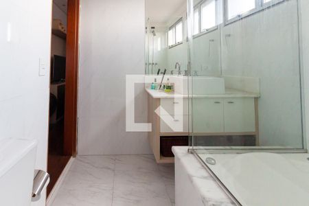 Apartamento para alugar com 115m², 3 quartos e 2 vagasBanheiro da Suíte 