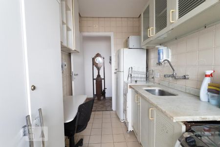 Apartamento à venda com 54m², 2 quartos e 1 vaga Apartamento à venda com 54m², 2 quartos e 1 vagaCozinha