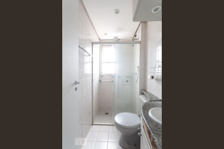 Apartamento à venda com 54m², 2 quartos e 1 vaga Apartamento à venda com 54m², 2 quartos e 1 vagaBanheiro da suíte