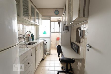 Apartamento à venda com 54m², 2 quartos e 1 vaga Apartamento à venda com 54m², 2 quartos e 1 vagaCozinha