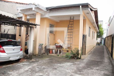 Casa à venda com 520m², 3 quartos e 5 vagas Casa à venda com 520m², 3 quartos e 5 vagasQuintal