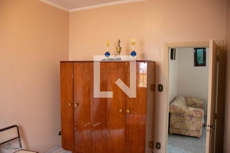 Quarto 2 de casa à venda com 3 quartos, 520m² em Itaquera, São Paulo