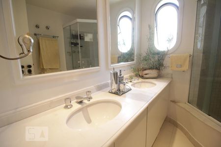 Apartamento à venda com 180m², 3 quartos e 3 vagasPia