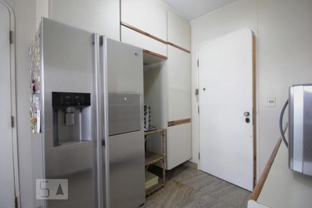 Apartamento à venda com 180m², 3 quartos e 3 vagasCozinha