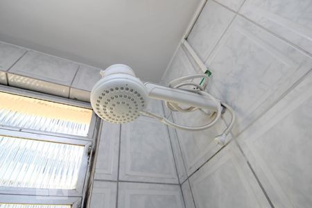 Apartamento para alugar com 60m², 2 quartos e sem vagaChuveiro