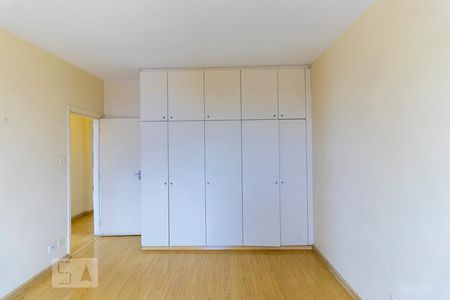 Apartamento à venda com 132m², 2 quartos e sem vagaQuarto 2 - Armários