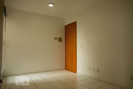 Sala de apartamento para alugar com 2 quartos, 49m² em Samambaia Sul (samambaia), Brasília