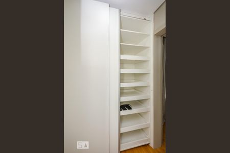 Apartamento à venda com 80m², 2 quartos e 2 vagasQuarto