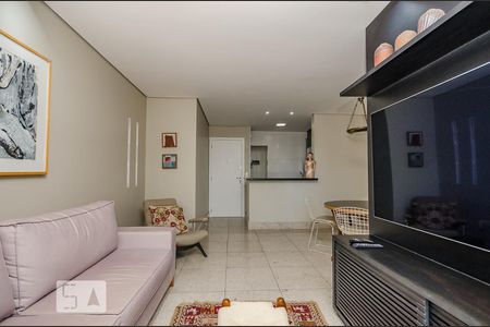 Apartamento à venda com 80m², 2 quartos e 2 vagasSala