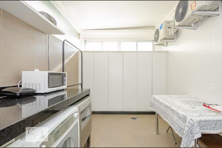 Apartamento à venda com 80m², 2 quartos e 2 vagasCozinha