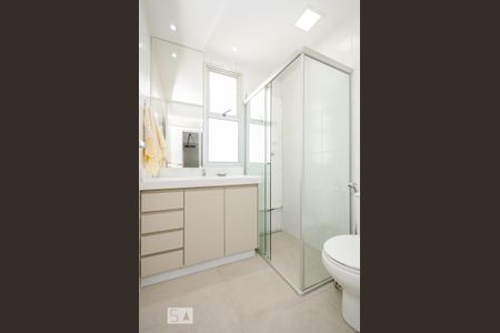 Apartamento à venda com 80m², 2 quartos e 2 vagasBanheiro