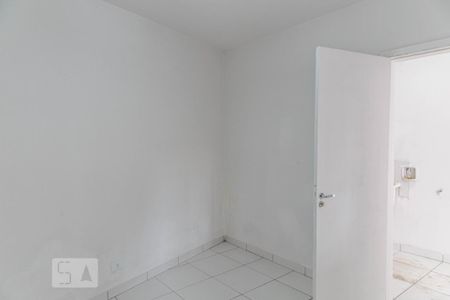 Casa à venda com 150m², 4 quartos e 2 vagas Casa à venda com 150m², 4 quartos e 2 vagasQuarto Serviço