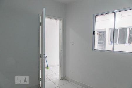 Casa à venda com 150m², 4 quartos e 2 vagas Casa à venda com 150m², 4 quartos e 2 vagasQuarto Serviço