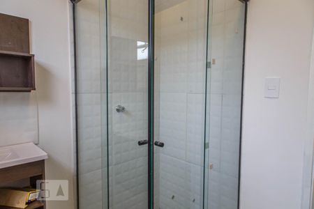 Casa à venda com 150m², 4 quartos e 2 vagas Casa à venda com 150m², 4 quartos e 2 vagasBanheiro