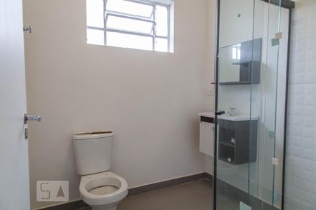 Casa à venda com 150m², 4 quartos e 2 vagas Casa à venda com 150m², 4 quartos e 2 vagasBanheiro
