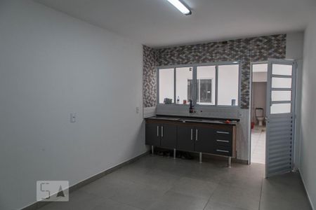 Casa à venda com 150m², 4 quartos e 2 vagas Casa à venda com 150m², 4 quartos e 2 vagasCozinha