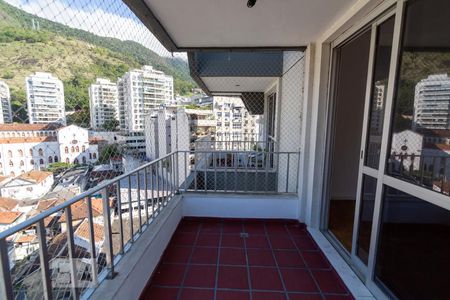 Apartamento à venda com 87m², 2 quartos e 1 vaga Apartamento à venda com 87m², 2 quartos e 1 vagaVaranda da Suíte