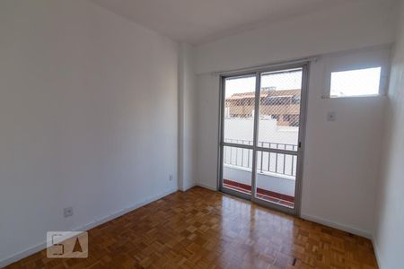 Apartamento à venda com 87m², 2 quartos e 1 vaga Apartamento à venda com 87m², 2 quartos e 1 vagaQuarto