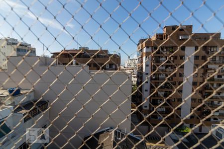 Apartamento à venda com 87m², 2 quartos e 1 vaga Apartamento à venda com 87m², 2 quartos e 1 vagaVista do Quarto