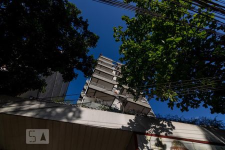 Apartamento à venda com 87m², 2 quartos e 1 vaga Apartamento à venda com 87m², 2 quartos e 1 vagaFachada