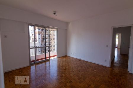 Apartamento à venda com 87m², 2 quartos e 1 vaga Apartamento à venda com 87m², 2 quartos e 1 vagaSala