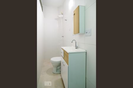 Casa à venda com 130m², 4 quartos e 1 vagaBanheiro Quarto 3 - Suíte