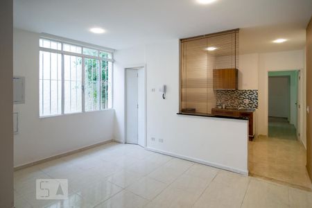 Sala de casa à venda com 4 quartos, 130m² em Santo Amaro, São Paulo