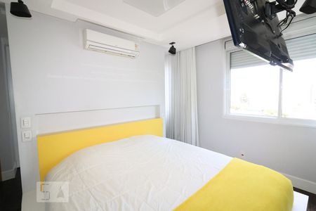 Quarto Suíte de apartamento para alugar com 1 quarto, 62m² em Passo da Areia, Porto Alegre