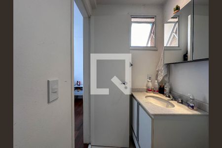 Apartamento à venda com 96m², 2 quartos e 2 vagasBanheiro Suíte