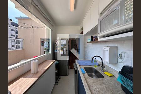 Apartamento à venda com 96m², 2 quartos e 2 vagasCozinha