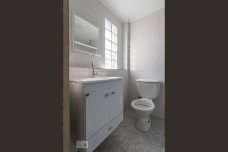 Casa à venda com 240m², 3 quartos e 3 vagas Casa à venda com 240m², 3 quartos e 3 vagasBanheiro da Suíte 1