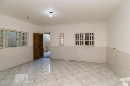 Sala de casa para alugar com 3 quartos, 240m² em Penha Circular, Rio de Janeiro