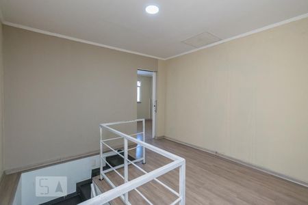 Casa à venda com 240m², 3 quartos e 3 vagas Casa à venda com 240m², 3 quartos e 3 vagasHall do 2º andar