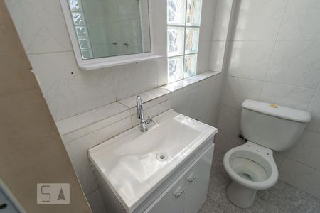 Casa à venda com 240m², 3 quartos e 3 vagas Casa à venda com 240m², 3 quartos e 3 vagasBanheiro da Suíte 1