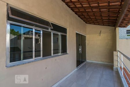 Casa à venda com 240m², 3 quartos e 3 vagas Casa à venda com 240m², 3 quartos e 3 vagasVaranda da Suíte 3