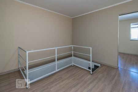 Casa à venda com 240m², 3 quartos e 3 vagas Casa à venda com 240m², 3 quartos e 3 vagasHall do 2º andar