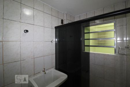 Banheiro de kitnet/studio para alugar com 1 quarto, 40m² em Osvaldo Cruz, São Caetano do Sul