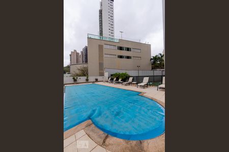 Apartamento à venda com 176m², 4 quartos e 3 vagasÁrea comum - Piscina