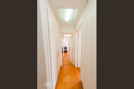 Apartamento à venda com 176m², 4 quartos e 3 vagasCorredor 