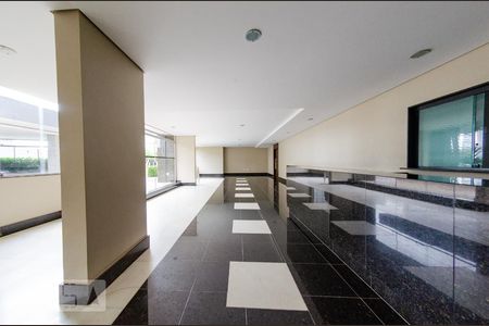 Apartamento à venda com 176m², 4 quartos e 3 vagasÁrea comum - Entrada