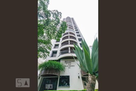 Apartamento à venda com 45m², 1 quarto e 1 vaga Apartamento à venda com 45m², 1 quarto e 1 vagaFachada