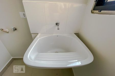 Apartamento para alugar com 40m², 1 quarto e sem vagaDetalhe Lavanderia