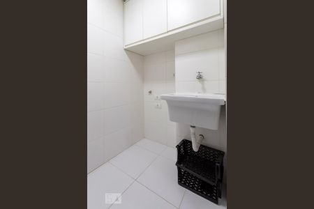 Apartamento para alugar com 50m², 2 quartos e 1 vaga Apartamento para alugar com 50m², 2 quartos e 1 vagaCozinha e Área de Serviço