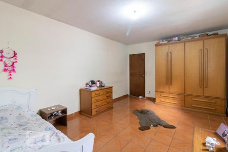 Casa à venda com 188m², 3 quartos e 2 vagasQuarto 2